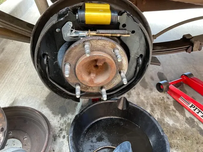 Drum brake repair with specialty tool